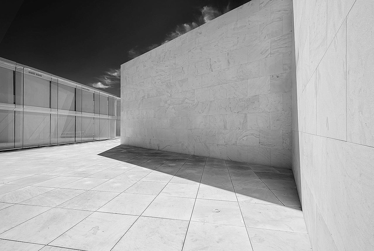 Conclusus - A photographic research by Fabio Candido about Junta de Castilla y Leòn headquarters, architect Alberto Campo Baeza